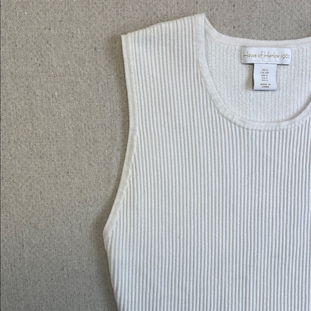 House of Harlow 1960 Cream Ribbed Cropped Tank - Picture 3 of 7